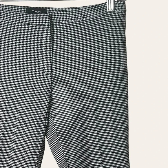 0413. Theory CROPPED‎ TROUSER HOUNDSTOOTH PATTERN BLACK/WHITE IN COLOR SIZE 2 - Picture 8 of 16